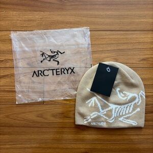 Arc'teryx Beige Beanie with White Logo